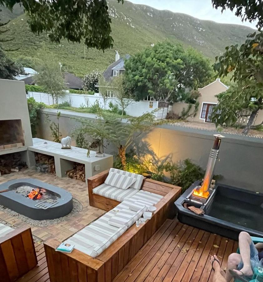 Villa Seven On Flora- Hot Tub, Modern With Amazing Outside Area Hermanus Esterno foto